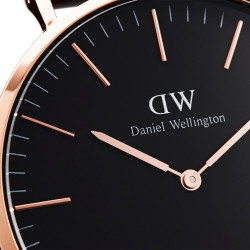 ساعت دنیل ولینگتون مردانه بند چرم قهوه ای رزگلد مشکی DW-3539-G