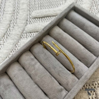 دستبند میخ کارتیه طلایی  Cartier-9932-L