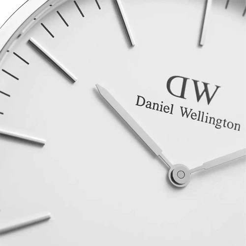 ساعت دنیل ولینگتون مردانه نقره ای بند چرم قهوه ای DW-4100-G