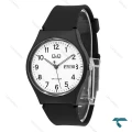ساعت مچی مردانه کیو کیو مدل دو تقویمه با صفحه سفید و بند مشکی رابر جذاب و مقاوم مناسب استفاده روزانه