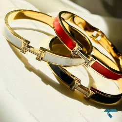 دستبند هرمس میناکاری نگین دار Hermes-8490-L