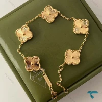 دستبند ونکلیف طلایی VanCleef-8517-L