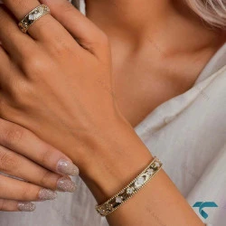  ست دستبند و انگشتر ونکلیف طلایی نگین دار و صدفی Set-8710-L