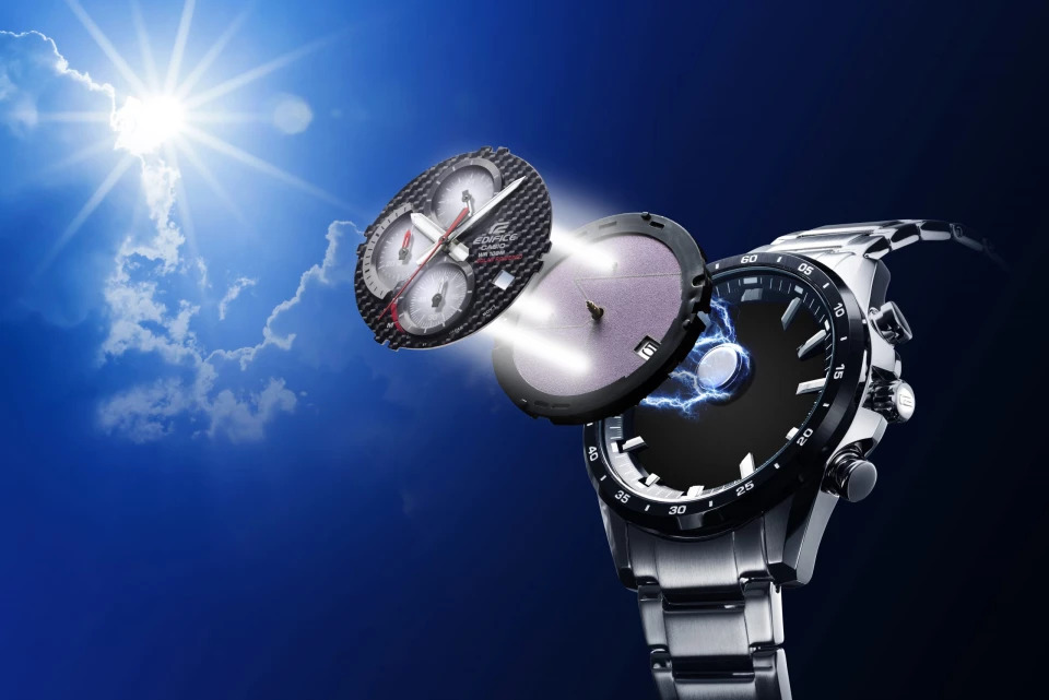 آیا ساعت مچی خورشیدی با نور مصنوعی هم کار می کنند؟